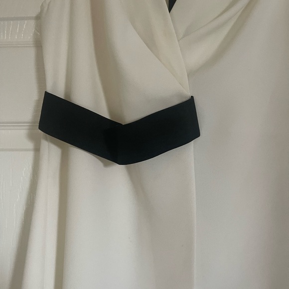 Kenneth Cole top - Picture 4 of 5